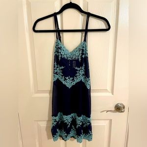 Beautiful navy and light blue Wacoal slip.